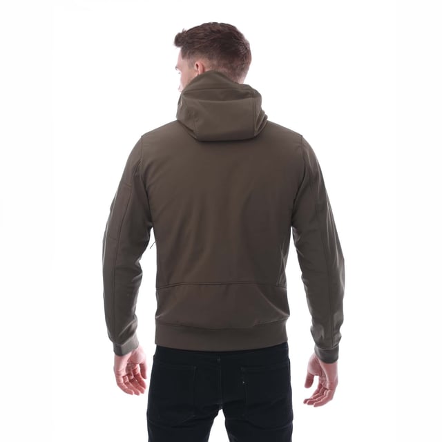 Heren C.P. Company Shell-R Google Jacket in groen.- Verstelbare capuchon met goggle.- Volledige ritssluiting.- Beveiligde voorzakken.- Verstelbare zoom.- 94% Polyester 6% Elastane.- Ref: 17CMOW013A683