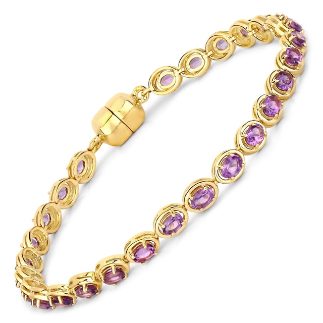 Do you love contemporary silver jewelry? Then discover the jewelry label Rafaela Donata and enjoy special chic on your skin. Whether as a filigree bracelet or noble earrings, as an opulent collier or a fashionable ring-the variety of silver creations are no limits, and that with an unbeatable price-performance ratio. You will be enchanted!