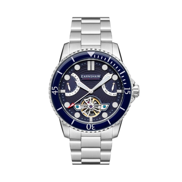 A stunning mechanical timepiece with a vintage diver inspired form, the Jervis Limited Edition features a remarkable dual retrograde day and date display and an intricate, 'beating' open heart.