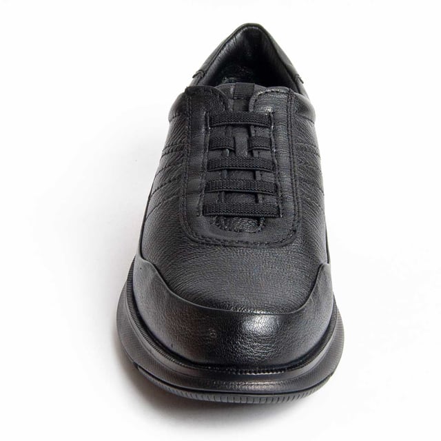 Garantía Purapiel, 10 años de garantía. Zapato de cordones para hombre. Fabricado en cuero 100% natural libre de Cromo VI. Materiales de máxima calidad. Suela de goma antideslizante. Membrana Waterproof. Plantilla acolchada. Fabricado por otras marca para nuestra marca.