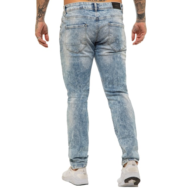 These Enzo Skinny Jeans Ripped Stretch Denim features a zip fly fastening, easy care and comfortable to wear. With two front pockets, two back pockets and one-coin pockets.