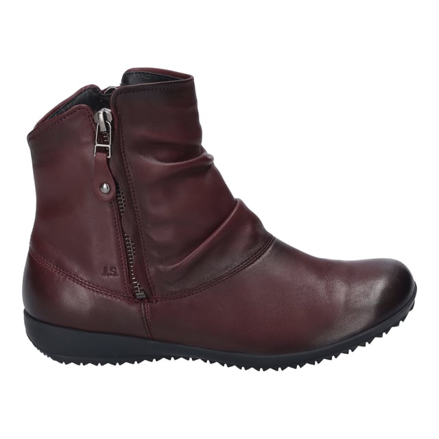 These women's Naly 24 ankle boots are perfect for autumn and winter. The Naly 24 model is easy to slip on thanks to the practical zip. The shoe is warmly lined for cold days. We make these ankle boots from durable nappa leather. The width G makes the Naly 24 ankle boot particularly comfortable for normal feet. This fashionable Naly 24 model gives you the freedom to go your own way.