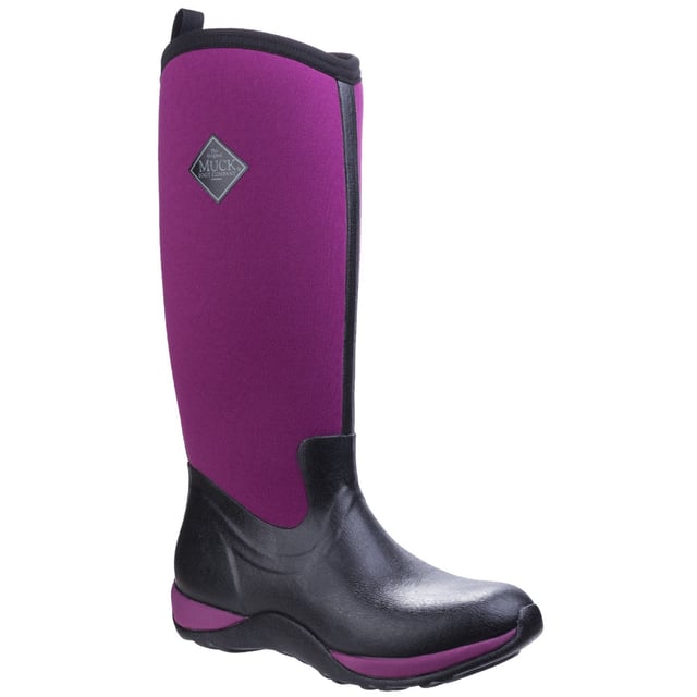 The Arctic Adventure is soft, supple and slimming. Rated to minus 30 degrees, they are warm enough for the coldest winter day. The boots use a true womens last to create an excellent fit that looks and feels great.