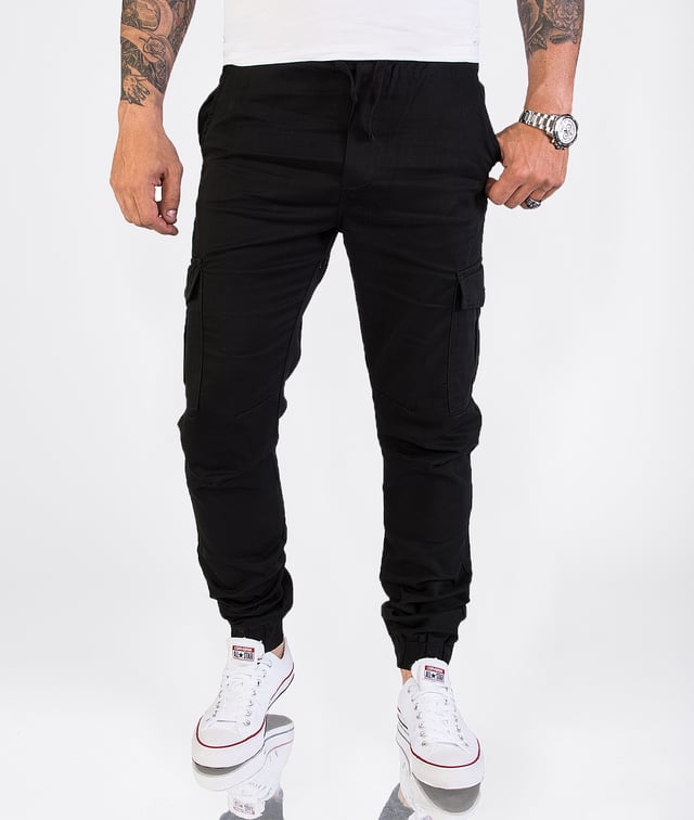 Die Chino Hosen von Rock Creek eignen sich ganz ausgezeichnet für legere Casual-Looks. Sie bieten eine angenehm weite Passform und sehen dabei auch noch richtig lässig aus. Beim gemütlichen Stadtbummel, beim Familienausflug oder in der Uni leisten die komfortablen Hosen gute Dienste. Darüber hinaus zeichnen sich die Chinos von Rock-Creek durch eine erstklassige Verarbeitung und eine hohe Qualität aus.