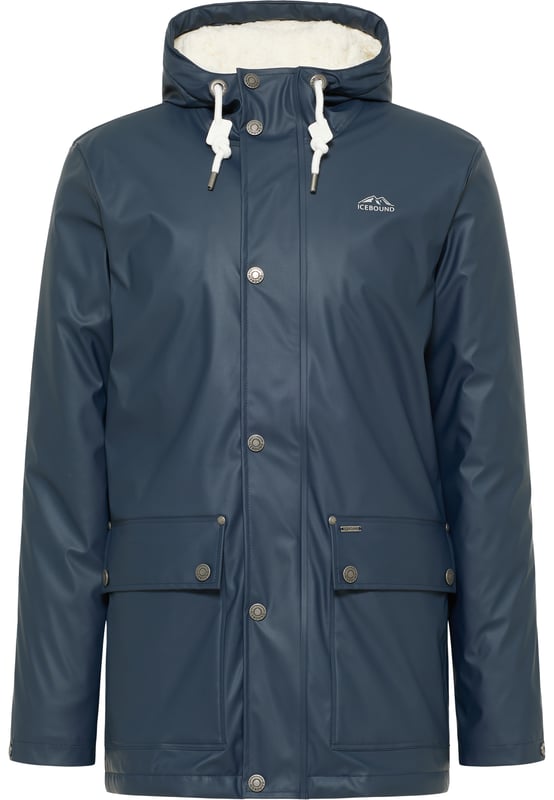Eine für alles! Die kilata Regenjacke von ICEBOUND hält Sie nicht nur trocken, sondern auch warm. Verantwortlich dafür ist das kuschelweiche Webpelzfutter in Teddyoptik, das sich auch in der Kapuze wiederfindet. Von außen betrachtet sind es die versiegelten Nähte und das beschichtete Obermaterial, das Sie vor Regen und Nässe schützt. Die große Kapuze mit Tunnelzug und Kordel, verstellbare Ärmelenden, der sicher verdeckte Reißverschluss sowie die geräumigen Pattentaschen, die auch gleichzeitig als seitliche Eingrifftaschen dienen, runden die Sorglos-Performance der marinefarbenen Jacke gelungen ab.  Regenjacke mit Webpelzfutter in Teddyoptik