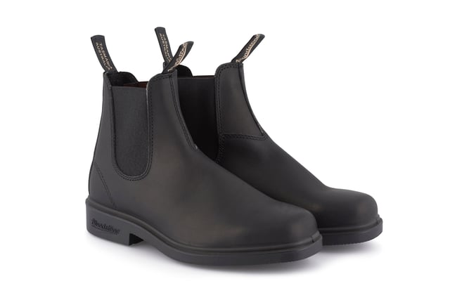These Chisel Toe Unisex Black Boots are Made up by Premium leather upper material and rubber outsole material .it features lace up fastening and come up with various colors which gives attractive look to your feet and provide long lasting comfort