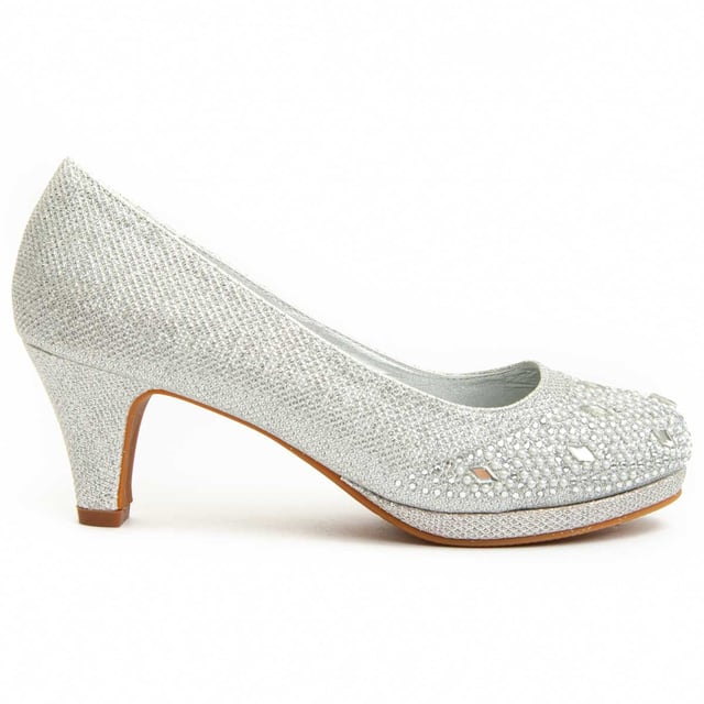 Hochhackige Schuhe für Damen. Bequeme Passform. Von anderen Marken für unsere Marke hergestellt. Ungefähr Maße: 6 cm Absatz.