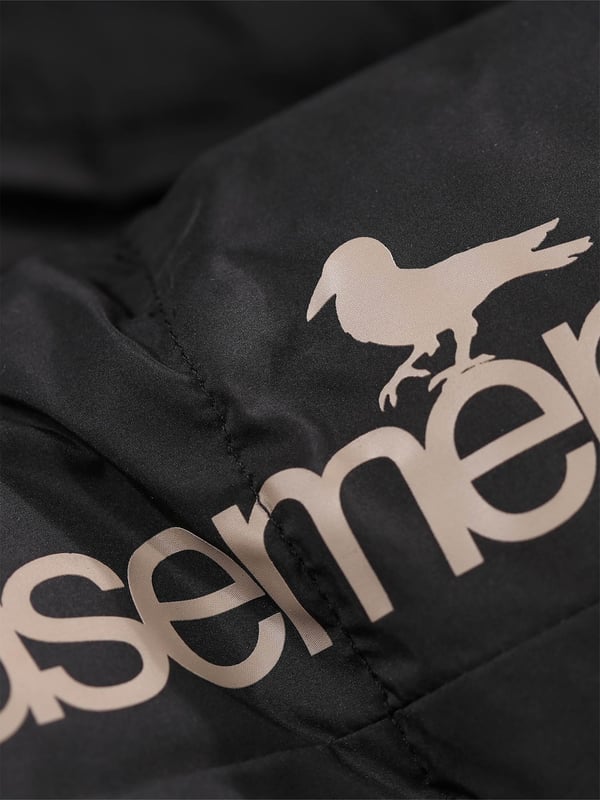 Hit the city streets in style thanks to this puffer jacket from LA brand Modern Amusement. Perfect for keeping you warm on those chiller days, it's crafted from a durable fabric and comes equipped with a high funnel neck, adjustable hem and elasticated cuffs which promises to keep you cosy and protected from the elements. It is completed with the Modern Amusement text printed down the right sleeve and the brand's iconic crow embroidery on the left chest. Iconic Modern Amusement crow embroidery. Iconic Modern Amusement multi coloured trim tape. Modern Amusement printed text down the right sleeve. Adjustable hem. Elasticated cuffs.