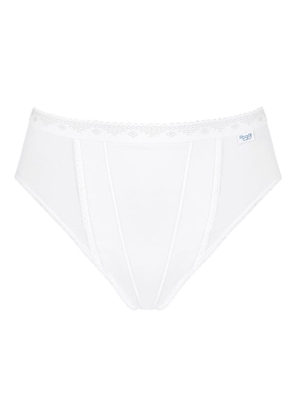 Sloggi Control High Leg Briefs. Made with a soft cotton and featuring lace detailing. This product is recommended as hand wash only.