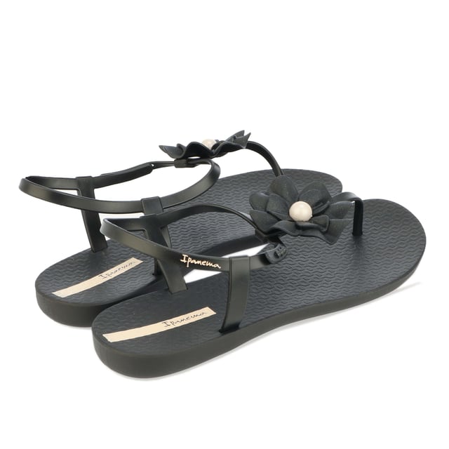 Women s Ipanema Flora Sandals in Black