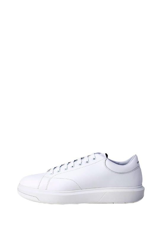 Marca: Armani Exchange.
  Genero: Hombres.
  Tipo: Zapatillas.
  Temporada: Primavera/Verano.
  Color: Blanco.
  Cierre: Cordones.
  Composicion: 100% piel.
  Material: Cuero.