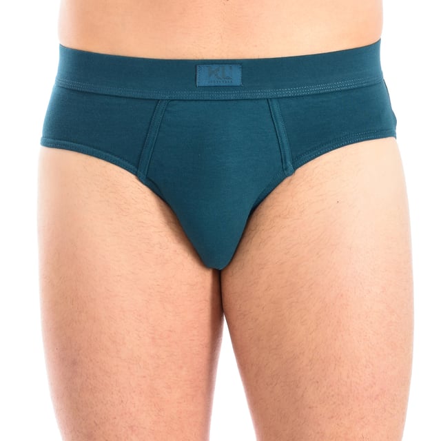 Pack-2 Slips Kisses&Love
 Color Black-green
 Elastic rubber waistband.
 Detail of the brand's name on the waistband.
 breathable fabric
 Anatomical front with the ability to hold without squeezing.
 Seams seen in tone.

 Composition: 95% Cotton, 5% Elastane

 Care:
 - Wash at max. 40º.
 - Do not bleach.
 - Do not use dryer.
 - Do not iron.
 - Do not dry clean.
 Composition: 95% Cotton, 5% Elastane
 Care:
Care:
 - Wash at max temperature. 40º.
 - Do not use bleach.
 - Do not use dryer.
 - Do not iron.
 - Do not dry clean.