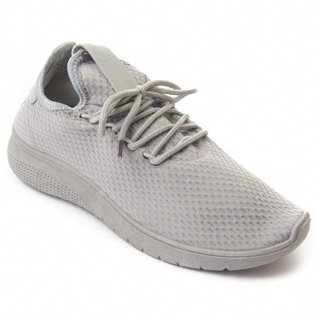 Casual sneaker voor vrouwen. Comfortabele pasvorm. Gevoerde binnenzool. Antislipzool. Versterkte stiksels. Gefabriceerd door andere merken voor ons merk.