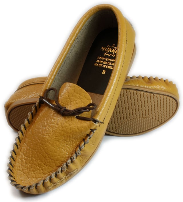Mens tan moccasin 2025 slippers
