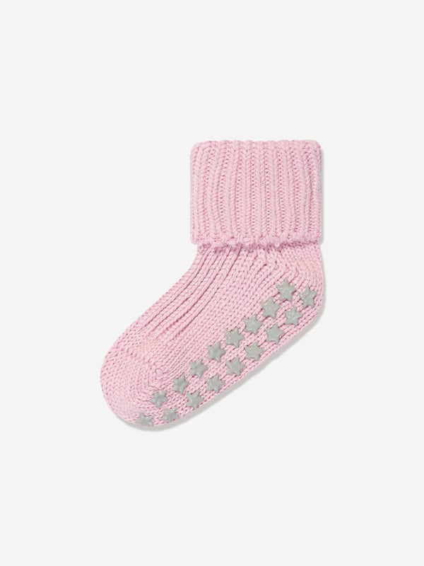 German apparel brand FALKE incorporate superior engineering into their flawless constructions. These baby girls cotton catspads are made in the finest eco-friendly material. They are adorned with supportive silicon nubs on the sole via the softest texture to support learning to crawl and walk. ‚ Optimal Durability‚ FALKE Perfect Fit‚ 96% Cotton, 2% Polyamide, 2%  Elastane