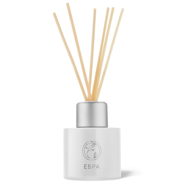 Bringing balance to minds that are full rather than mindful, the natural essential oils in our Restorative Reed Diffuser fill the air around you with aroma that reassures you, so you feel together and in control. This hand-poured diffuser harnesses the potency of aromatherapy in our Restorative Signature Blend to centre you in the moment with a comforting combination of Rose Geranium, Sweet Orange and Lavender which soothe while Palmarosa restores harmony so you can tune out the noise and take on life with confidence. 

Natural rattan reeds 
FSC approved