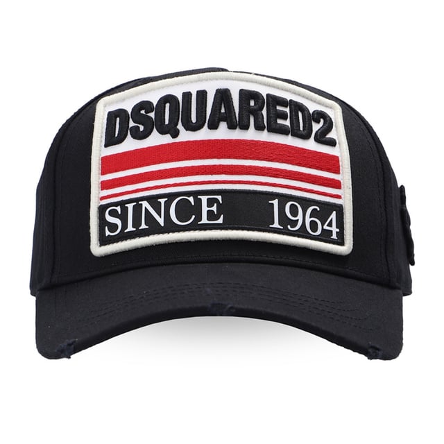 DSQUARED2 Seit 1964 Gesticktes Logo Schwarze Mütze. DSQUARED2 Bestickte schwarze Mütze. 100% Baumwolle, Ahornblatt-Detail an der Seite. Dsquared2 Baseball-Kappe. Stil-Code: BCM0516 05C00001 2124. Made With Love auf der Rückseite bestickt