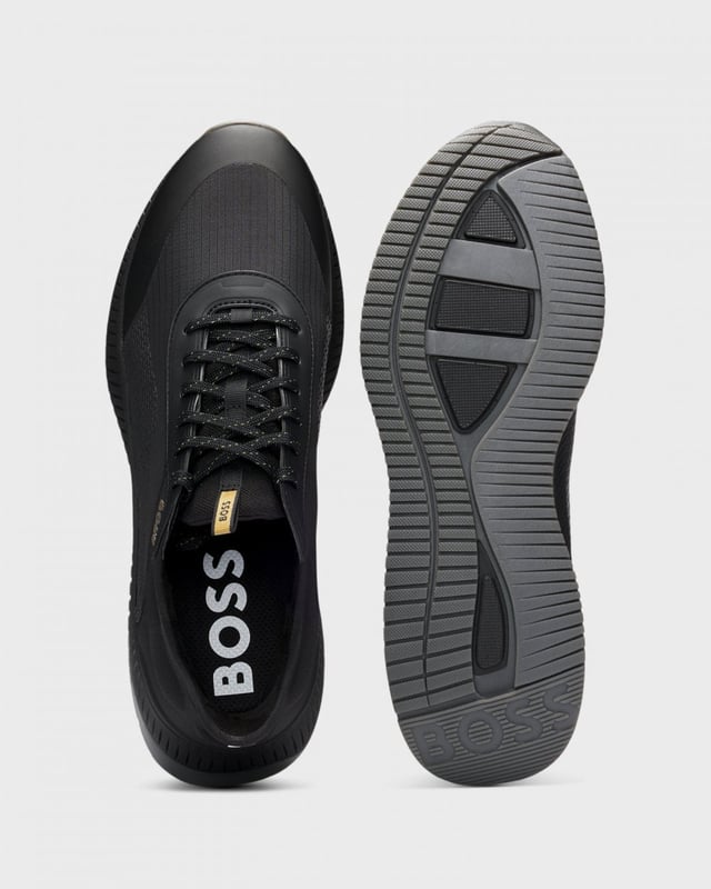 Signature-trim trainers by BOSS Menswear. Set on a ridged outsole, this pair is crafted in a mix of materials for modern performance.

Laces
Fully lined
Packaging: Box

100% Polyester, Lining: 100% Polyester, Sole: 70% Ethylene vinyl acetate, 30% Rubber, Facing: 100% Thermoplastic polyurethane, Innersole: 100% Polyester 
50536488
 