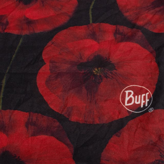 Buff Original multifunctional breech designed to offer versatility and comfort in any outdoor activity.

 Main features:

 - Multifunctional, can be used as a scarf, hair band, mask, beanie or bandana.
 - Unisex.
 - Elastic neck gaiter.
 - Versatile.
 - Seamless tubular Buff provides a comfortable fit and prevents skin irritation.
 - Offers a sun protection level of 50 UPF.
 - Protects against cold, wind and sun, making it perfect for outdoor sports.
 - One size.
 - Designed for adults.
 - Ideal to wear all year round.
 - Available in a wide variety of colors and prints with the Buff logo that highlights the quality of the brand.

 A functional and practical garment for those seeking comfort and protection on any adventure.
 Measures: 24.2 X 49.5 cm
 Composition: 100% Polyester
 Care:
- Machine wash max. at 40ºC.
 - Avoid the use of fabric softeners.
 - Do not use bleach.
 - Do not use a dryer.
 - Do not iron.