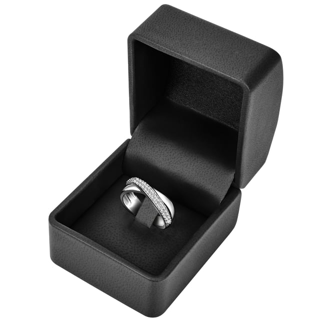 Would you like to surprise your loved one with a special engagement ring? Then this ring of the 1934 label is a good choice! The refined changing look looks good on every hand and the contrast made of minimalist silver gloss and glittering zirconia band attracts everyone. The brilliant cut of the countless zirconia crystals ensures incomparable sparkle. A rhodium line reliably protects the ring rail and versions made of high -gloss polished 925 silver. A stylish accessory and also after the wedding guarantees a favorite piece!