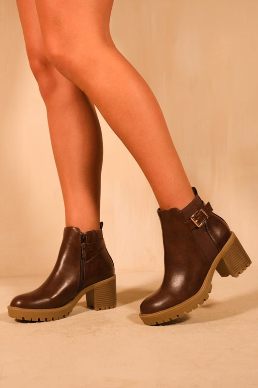 Where s That From Womens Kali Mid Block Heels With Buckle Detail