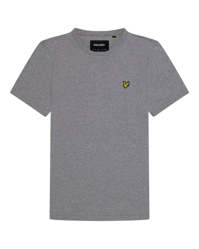 Crafted from 100% cotton from unrivalled softness, the Lyle & Scott Plain T-Shirt is an iconic style and the definition of a wardrobe staple. Featuring a classic silhouette, detail stitching at collar and cuff, plus our signature Golden Eagle, this t-shirt can be seamlessly layered or stand alone as the centrepiece of any smart-casual outfit.  
  
Fit: Regular
It is crafted to fit the body neither too tightly or too loosely, leaving you with a classic, timelessly stylish look. We recommend you order your usual size, but if you're caught between two, go a size up.