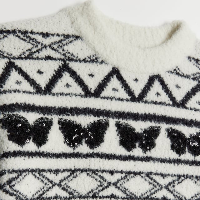 Knitted, Butterfly detail, Crew neck, Long sleeves