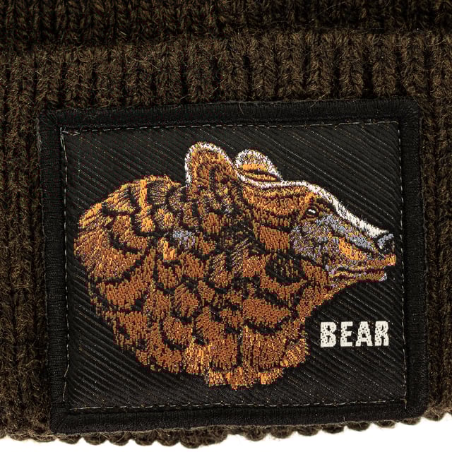 Men's hat John Frank.
 Hat with a very pleasant touch.
 Beanie with sewn label hem and animal print.
 Composition: 86% Acrylic, 9% Polyester, 5% Polyamide
 Care:
Hand wash at max temperature. 30º.
 Do not use bleach.
 It does not allow the use of a dryer.
 Iron at max temperature. 110º.
 Do not dry clean.