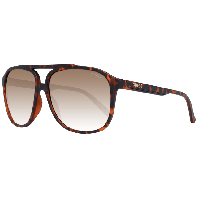 Guess Sunglasses GF5084 52F 60
Genero: Hombre
Color principal: Tostado
Color del marco: Brown
Material del marco: Plastico
color de la lente: Brown
Material de la lente: Plastico
Categoria del filtro: 3
Estilo: Gafas de aviador
la tecnologia de lentes: Gradiente
proteccion: 100% UVA & UVB
anchura de la lente: 60
Altura de la lente: 50
Ancho del puente: 14
ancho de las gafas: 150
longitud de la varilla: 145
bisagra con muelle: No
entrega: Estuche originalsa de gafas original, documentacion, pano de limpieza
Estilo: Llanta completa