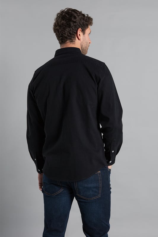 This oxford shirt from Kensington Eastside is perfect for any occasion. Features long sleeves, button-down fastening, button cuffs and Kensington Eastside branding. Made from cotton fabric to ensure high quality and comfort. Machine washable for easy care.