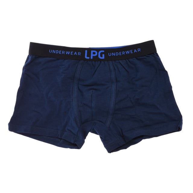 Set-2 Boxers.
 Kleur Blauw - gedessineerd blauw
 Elastische tailleband met geborduurd logo.
 ademende stof
 Anatomische voorkant met de mogelijkheid om vast te houden zonder te knellen.
 Naden in toon zichtbaar.

 Samenstelling: 95% Katoen, 5% Elastaan

 Onderhoud:
 - Wassen op max. 30º.
 - Niet bleken.
 - Niet in de droger.
 - Niet strijken.
 - Niet chemisch reinigen.
 Samenstelling: 95% Katoen, 5% Elastaan
 Onderhoud:
Onderhoud:
 - Wassen op max. temperatuur. 30º.
 - Geen bleekmiddel gebruiken.
 - Niet in de droger.
 - Niet strijken.
 - Niet chemisch reinigen.