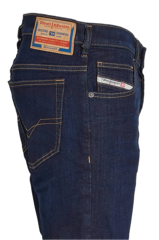 Jeans Homme Diesel D-Yennox - Coupe Droite Confortable En Coton Élasthanne