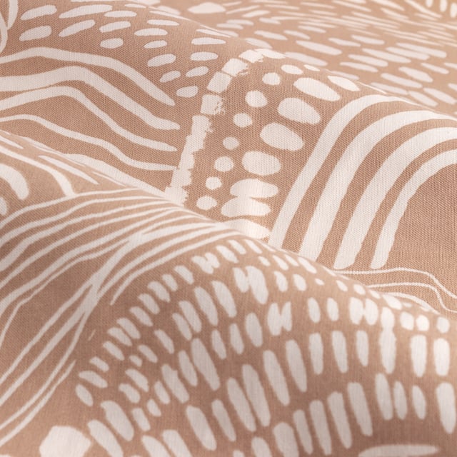 Blending modern neutrals with nature-inspired tones to create an inspiring collection of prints that stand the test of time. Create impact with simple but stylish prints. Nola is a new modern classic. Featuring a unique geometric design inspired by minimalist and abstract art, these printed eyelet curtains are woven using 100% cotton half-panama fabrics and are complete with room-darkening qualities, making them suitable for every type of home.