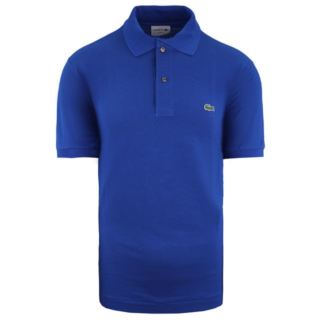 A signature design from the Lacoste wardrobe, this L.12.12 Polo Shirt in cotton petit piquÃ© combines comfort and elegance. A chic, timeless essential, ideal for any occasion. This polo shirt is designed for a relaxed fit. If you are between two sizes, we recommend the smaller size.