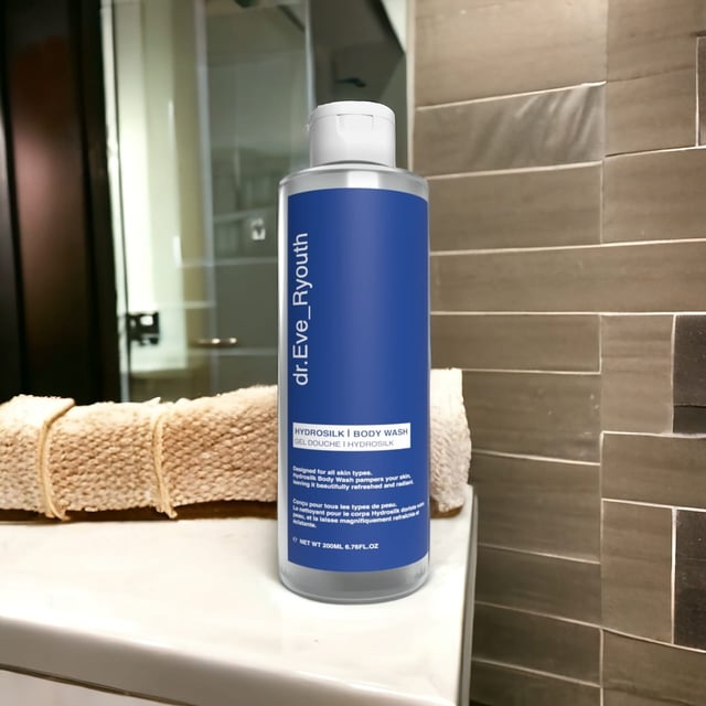 With its silky smooth formula that deeply moisturizes and rejuvenates your skin, Hydrosilk Body Wash is infused with natural moisturizers. It gently cleanses while nourishing your skin, making it perfect for daily use. Enriched with nourishing ingredients, it gently cleanses away impurities while leaving a subtle, fresh fragrance.