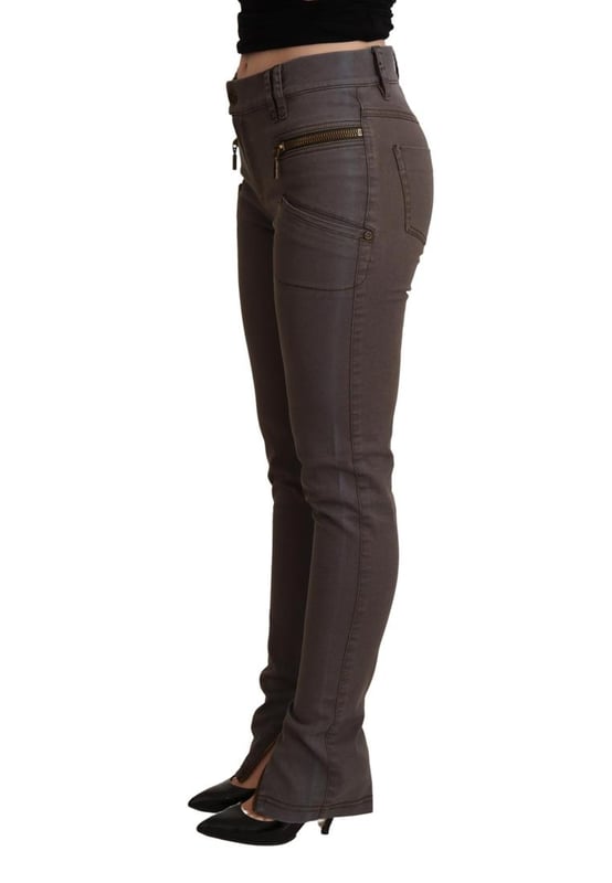 Marca: Plein Sud Jeanius  
Estilo: Denim ajustado  
Corte: Slim  
Material: 97% algodón 3% elastano  
Color: Marrón  
Cierre: Cremallera  
Detalles de logo  
Hecho en Italia