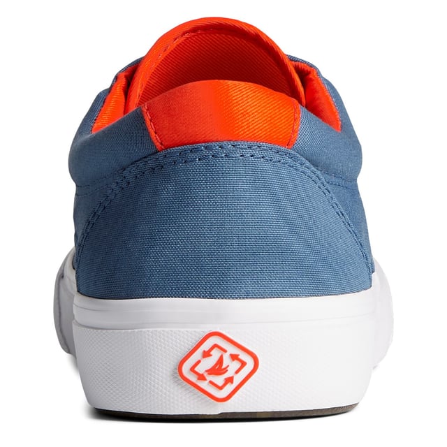 By utilizing SeaCycled RPET uppers, we've crafted a clank CVO sneaker that's easy on your feet and the environment. Pair it to khakis, denim, chino shorts and more.
