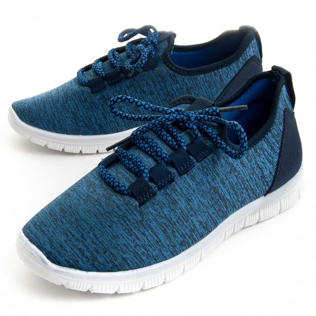 Casual sneaker voor dames. Comfortabele pasvorm. Gevoerde binnenzool. Antislipzool. Versterkte stiksels. Geproduceerd door andere merken voor ons merk.
