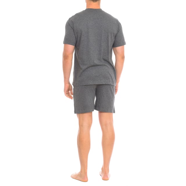Short-sleeved pajamas and shorts.
 Round neckline with ribbed finish.
 Adjustable elastic waistband.
 One open back pocket.
 Seams seen in tone.
 Composition: 100% cotton
 Care:
Wash at maximum temperature 30º.
 Dry at low temperature.
 Do not use bleach.
 Do not iron.
 Do not dry clean.