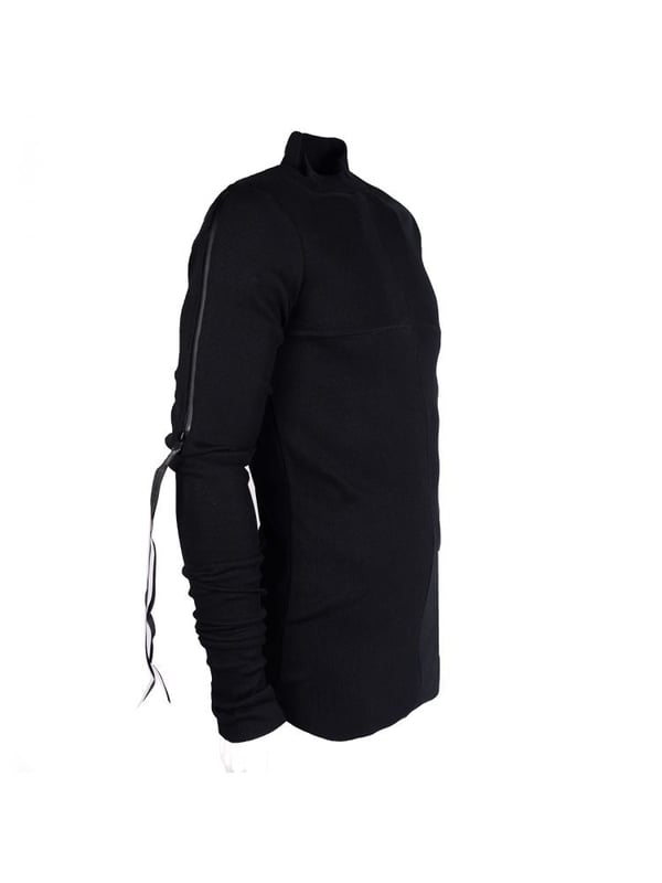 Modell-Code: A19083M, Stil: Schlanke Passform