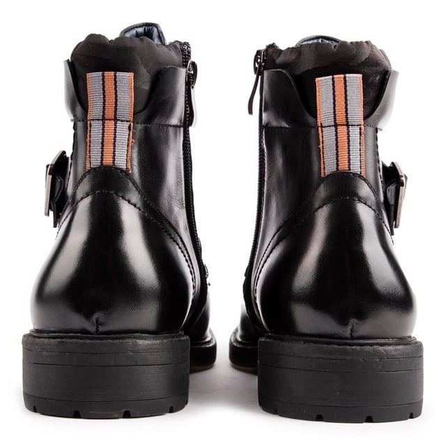 Practical And Stylish, The Black Sole Vorley Ankle Boots Are Ideal For The Urban Explorer. These Biker-military-hiker-tyle Boots Have A Premium Leather Upper With Stylish Buckle Straps, Silver Hardware And Logo Detail. These Exclusive Boots Have A Padded Ankle Collar And Synthetic Sole.