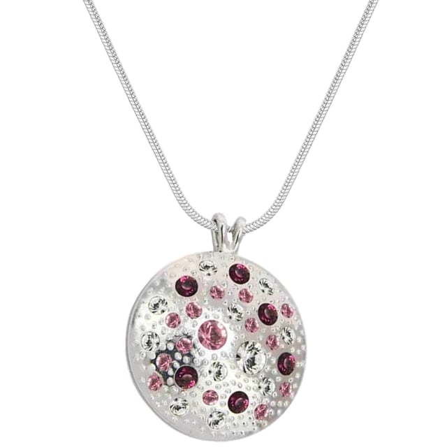 Collar Sun EXCLUSIVE EDITION con cristales de Swarovski violeta claro plateado• colección: Sun• material: cristales de Swarovski, metal rodiado plateado• dimensiones: 28x28 mm• color: violeta claro• longitud del collar: 45 cm• tipo de cierre: mosqueton