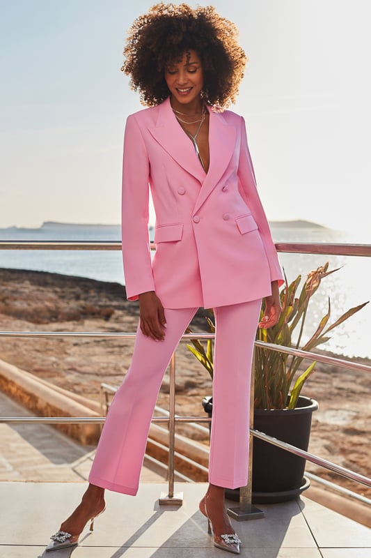 Found: your new favourite trousersExpertly tailored for a chic and flattering silhouetteCropped kick flare cutTreat yourself to the matching blazerTuck in camis, nice tops or floaty blousesMaximise the leg-lengthening potential with strappy heelsInside leg to fit: Short 29" | Regular 31" | Long 33"