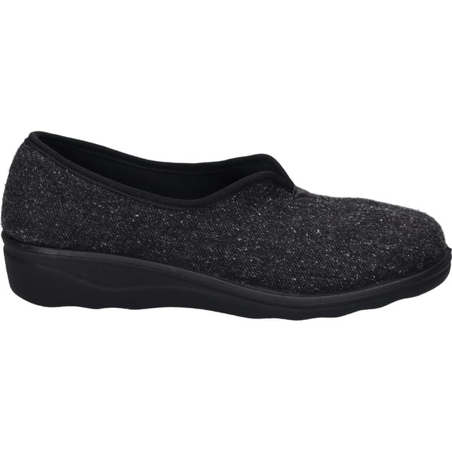 Alle schoenen uit de Westland collectie zijn extreem licht, flexibel, duurzaam - en hebben een nu al legendarisch draagcomfort. Met de H-schoen breedte, biedt de slipper Nice 110 een comfortabele wijdte. Thuis is de slipper een gezellige begeleider.