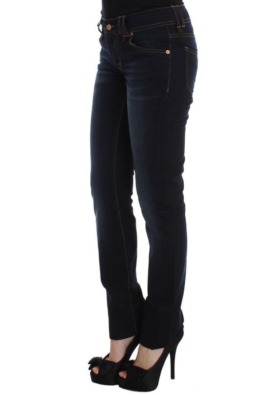 Nuevo con etiquetas  
Hecho por JOHN GALLIANO  
Color: Lavado Azul  
Modelo: Corte Ajustado  
Hecho en Italia  
Material: 100% Algodón  
Perfecta adición a tu guardarropa  
Diseño de corte ajustado para un look favorecedor  
Materiales de calidad y auténticos