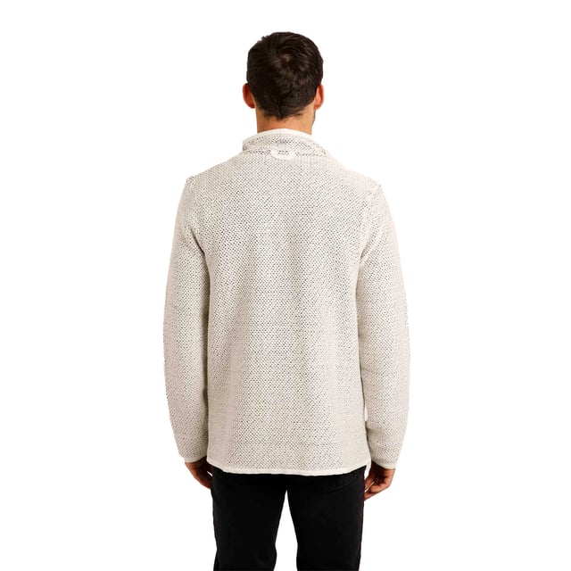 86% Organic Cotton, 14% Recycled Polyester. Fabric: Macaroni. Design: Logo. Hanging Loop. Neckline: High-Neck, Waffle Lined. Sleeve-Type: Long-Sleeved. Pockets: 2 Side Pockets, 1 Chest Pocket, Zip, Waffle Lined. Fastening: Full Zip. Sustainability: Eco Friendly, Made from Recycled Materials. S: 37 in. M: 40 in. L: 43 in. XL: 46 in. XXL: 49 in. 3XL: 52 in. 4XL: 55 in. 5XL: 58 in.