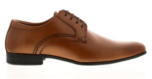 <Ul><Li>Red Tape Ormond Mens Shoes In Tan</Li><Li>Mens Four Eyelet Plain Lace Up With Pointed Toe. Leather Upper Formal With Pu Lining And A Tpr Outsole. Perfect For Any Formal Occasion.</Li><Li>Leather Upper</Li><Li>Manmade Lining</Li><Li>Synthetic Sole</Li><Li>Mens Gentlemans Tie Up Smart Formal Occasion Office</Li>