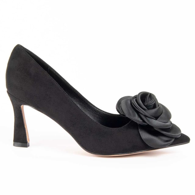 Women's high heel shoes. Comfortable fit. Cushioned natural leather insole. Manufactured by other brands for our brand. Approximate measurements: 7 cm heel.