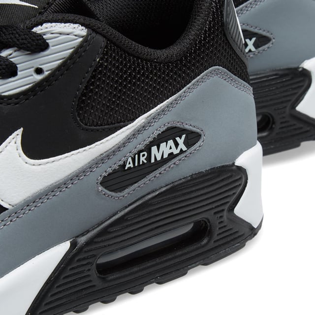 Nike essential new arrivals 90