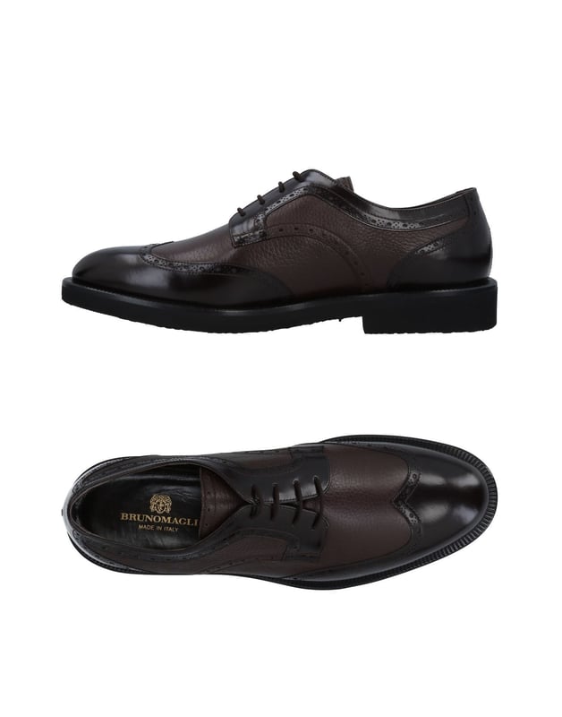 no appliqu�s, solid colour, round toeline, square heel, rubber sole, leather lining, textured leather, contains non-textile parts of animal origin, small sized